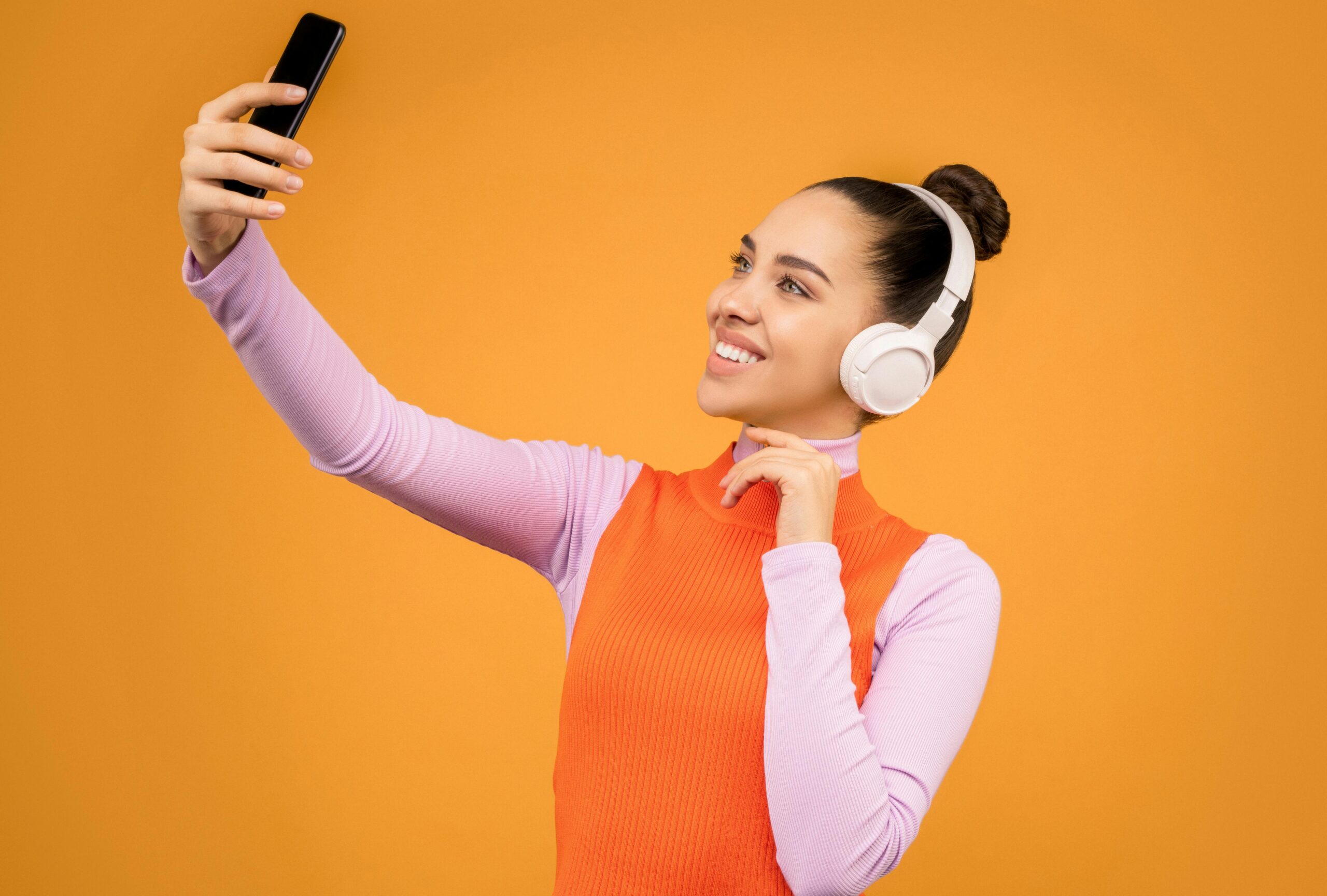 Instagram Reels vs Traditional videos: which should content creators focus on